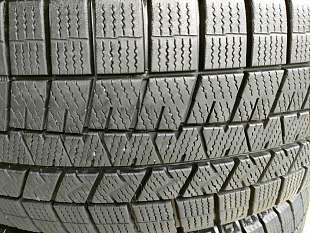  215-60-17  Dunlop Winter Maxx 03