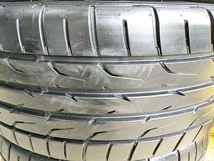 235-45-17  Dunlop Direzza DZ102