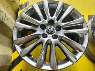 Оригинальные диски Toyota 18 в хроме